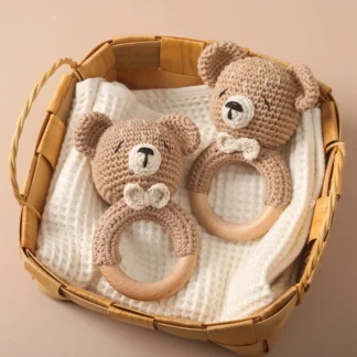 Hochet en Crochet et Bois – Anneau Animaux Faits Main